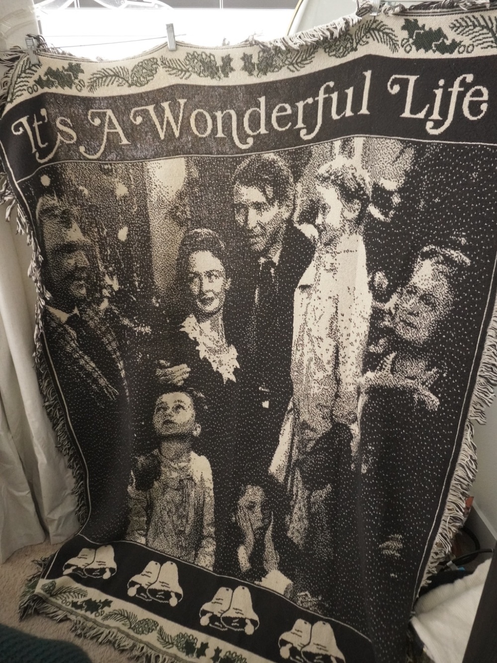 It's A Wonderful Life Black & Cream Woven Throw Blanket